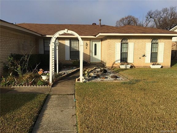 3rd image of 403 Preston Blvd