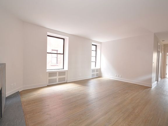 4th image of 121 Madison Ave APT 11B