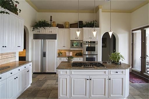 5th image of 11627 Versailles Lakes Ln