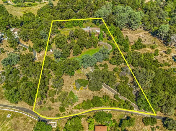5411 Oak Leaf Cir, Placerville, CA 95667