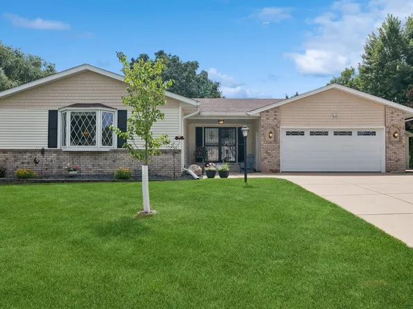 10632 Daisy Cir, Bloomington, MN 55438