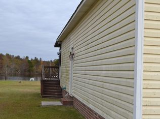 4615 Lobelia Rd, Vass, NC 28394