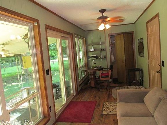 4th image of 117 N Park Dr