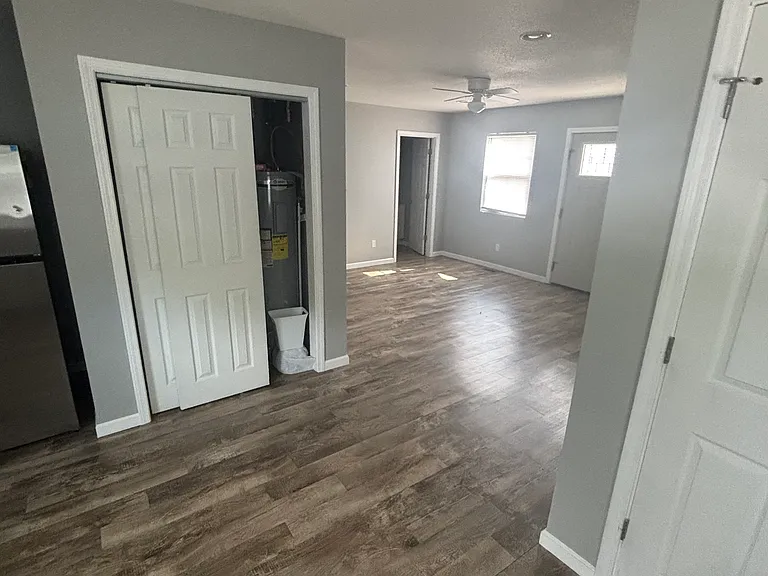 533 Davis St — Photo 3
