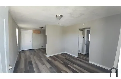 1033 Franklin St Photo 1