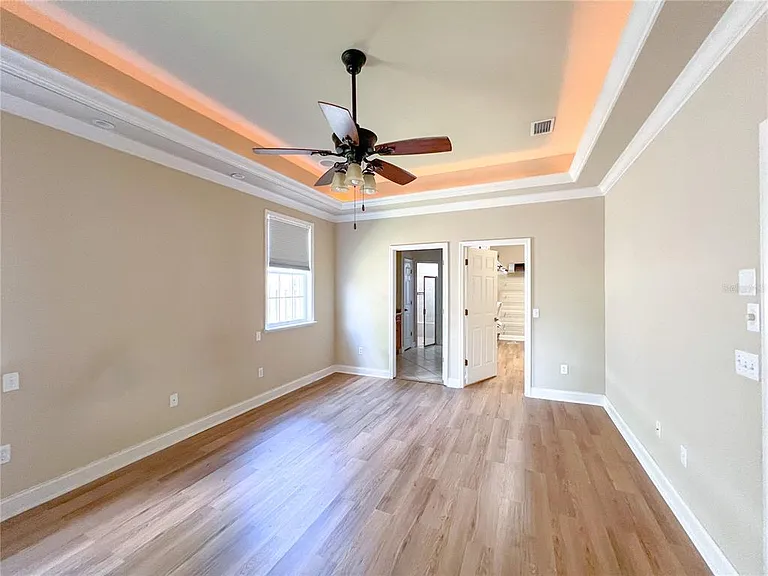 9048 SW 76th Ave — Photo 13