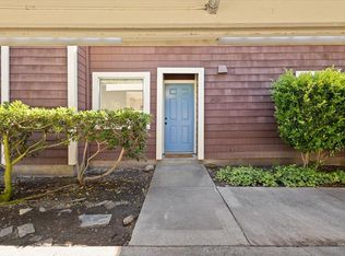 2426 Lakeview Drive, Santa Rosa, CA 95405