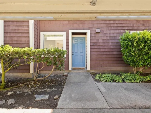 2426 Lakeview Drive, Santa Rosa, CA 95405
