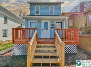 230 Chestnut St, Bangor, PA 18013