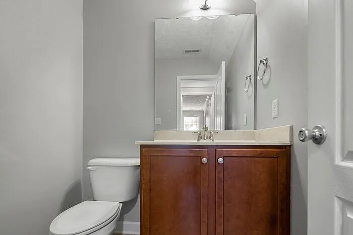 2105 Calista Cir — Photo 19