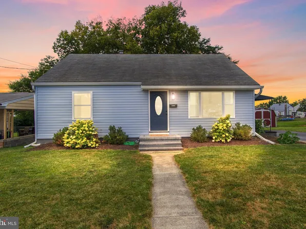 11032 Rosewood Dr, Hagerstown, MD 21740