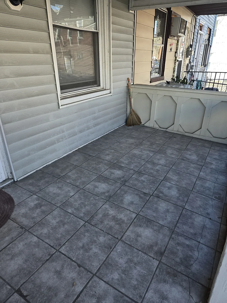 Front Porch - 2704 Pratt St