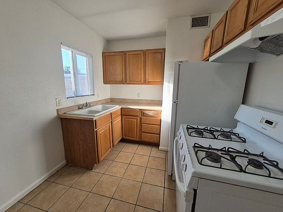 2nd image of 2430 S 5th Ave #7