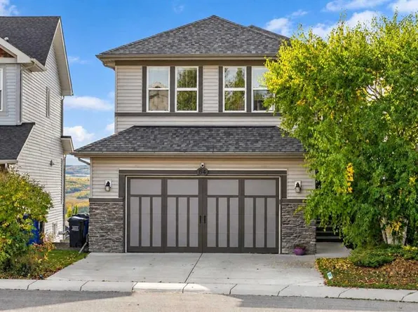 64 NE Heritage Grn, Cochrane, AB T4C 0L3