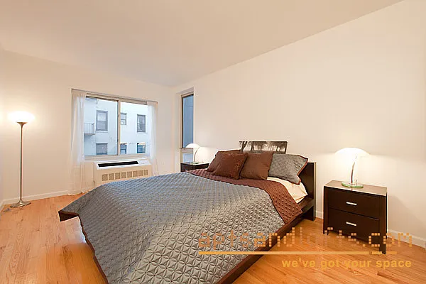 Sold by aptsandlofts.com | media 5