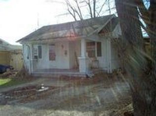 54 S Church St, Austin, IN