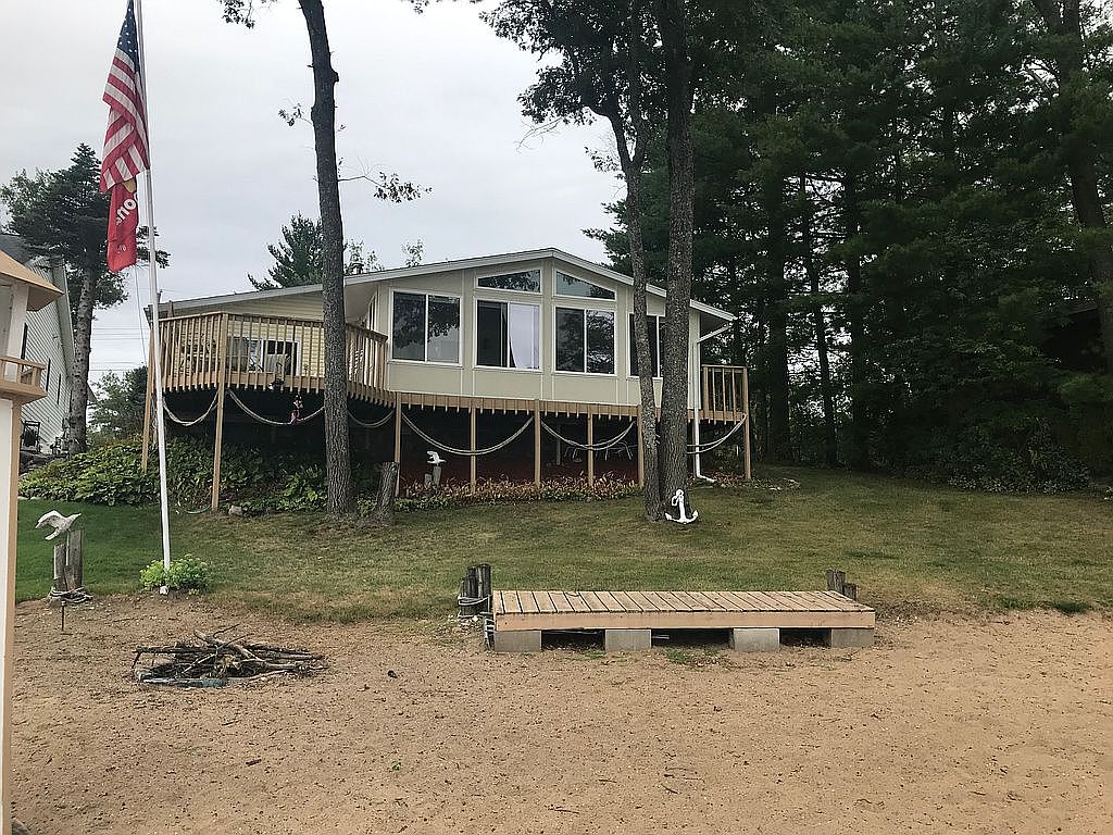 1749 S Ogemaw Trl, West Branch, MI 48661 Zillow