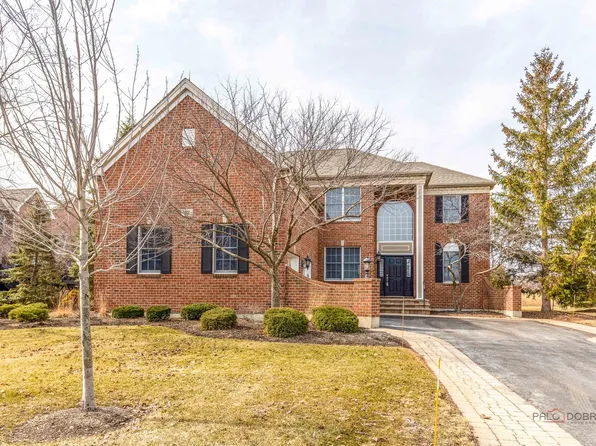 17 Tournament Dr S, Hawthorn Woods, IL 60047