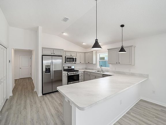 3rd image of 7708 Sydney Ct