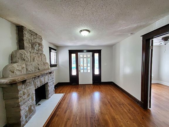 4th image of 4020 Agnes Ave