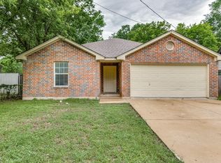 725 Old London Ln, Mesquite, TX 75149