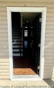 3 bed, 2.5 bath, 1460 sqft, $1,350 — Photo 2
