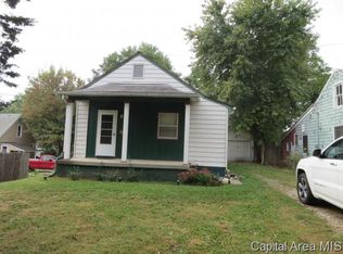 345 E Chambers St, Jacksonville, IL 62650
