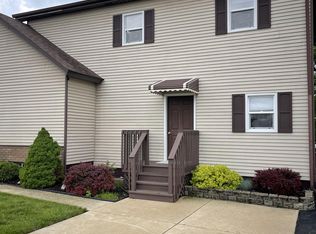 99 North Ave, Antioch, IL 60002
