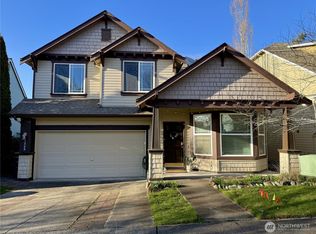 1468 NE Jade St, Issaquah, WA 98029