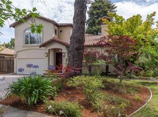 1028 Menlo Oaks Dr, Menlo Park, CA 94025