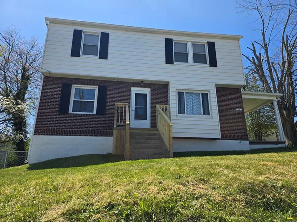 302 Johnstown Rd, Beckley, WV 25801