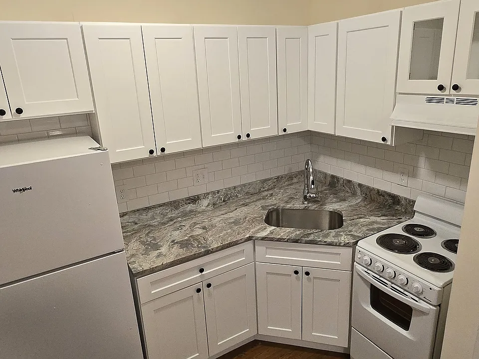 78 S Huntington Ave #4