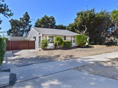 10434 Califa St, North Hollywood, CA, 91601