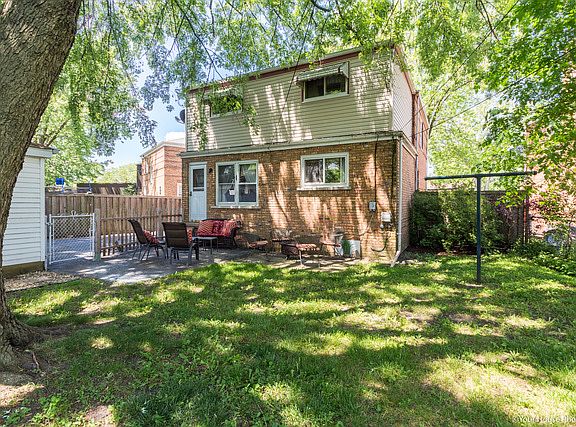 3rd image of 2437 Elder Ln