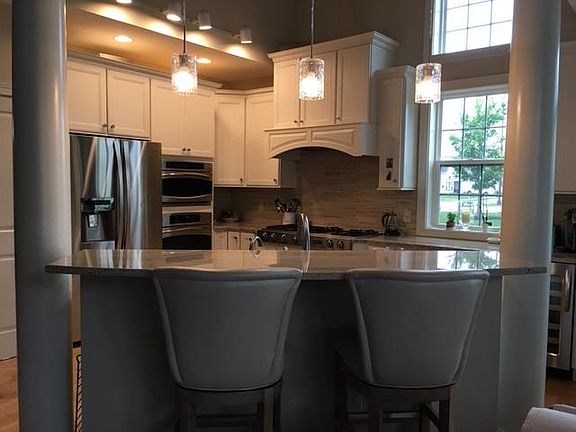 4th image of 5621 Montridge Ln