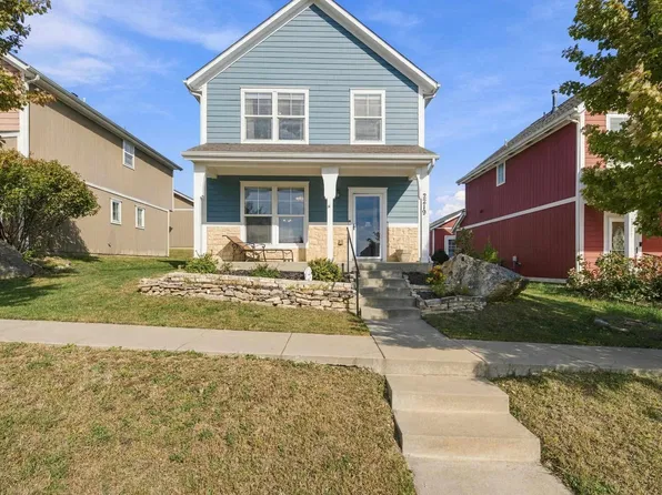 2219 Cinder Ct, Junction City, KS 66441