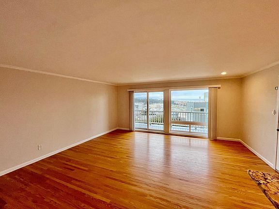 2nd image of 681 48th Ave APT 2
