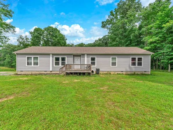436 Thousand Oaks Dr, Shady Spring, WV 25918