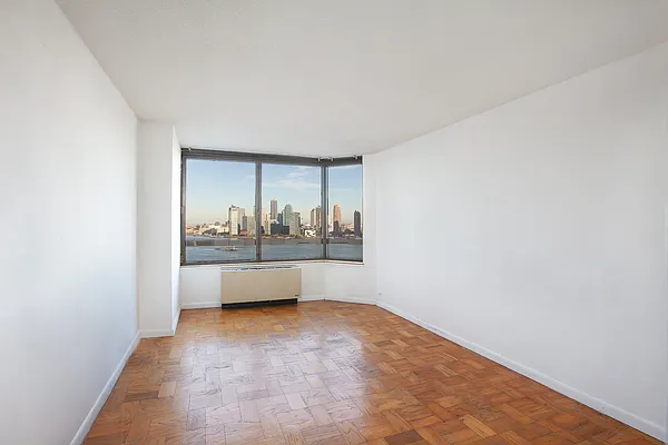 Rented by Akam Sales and Brokerage | media 11