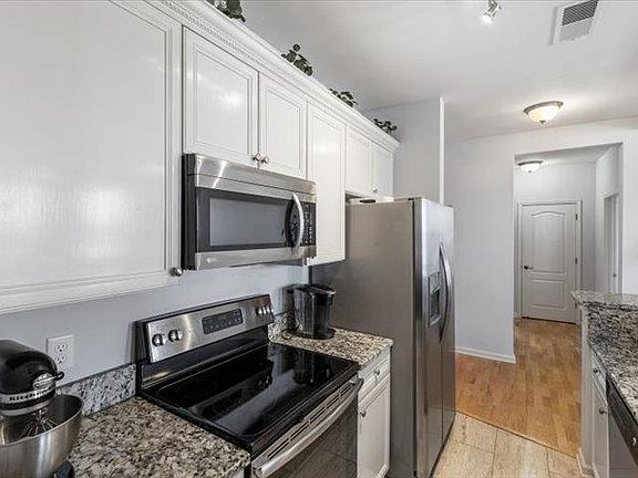 4th image of 580 S Main St Unit 204-1