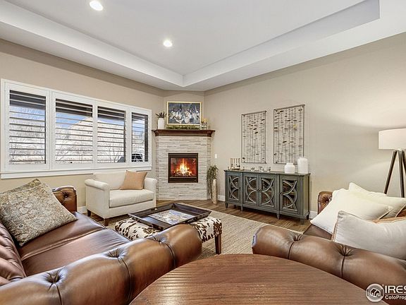 4th image of 637 Deer Meadow Dr
