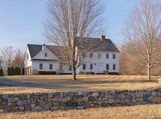 8 Stanwich Ln, Burlington, CT 06013