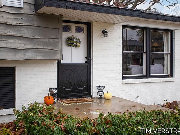 4th image of 5110 Wallingford Dr NW