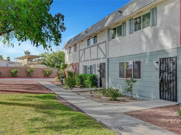 609 Greenbriar Townhouse Way #Townhouse, Las Vegas, NV 89121