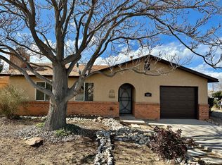 1225 La Charles Dr NE, Albuquerque, NM 87112
