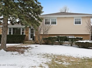 443 Davis St, Downers Grove, IL 60515