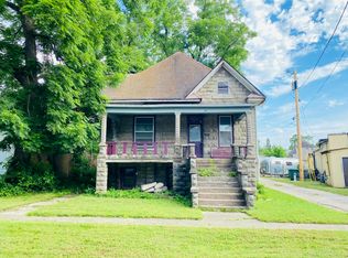 103 E Dunn St, Monett, MO 65708