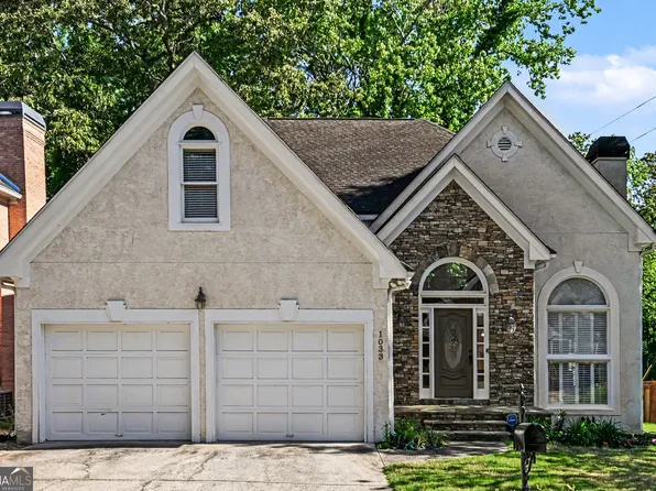 1033 Spalding Club Ct, Atlanta, GA 30338