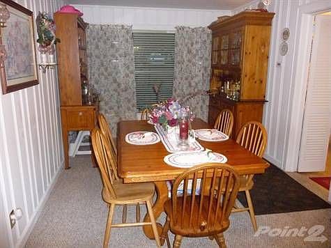 805-Hylan-Ave-Hamlet-NC-28345-Dining-Room