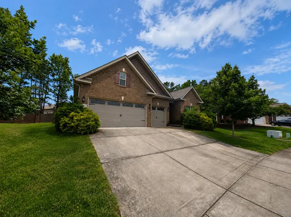 207 Blackwood Dr NW, Madison, AL 35757